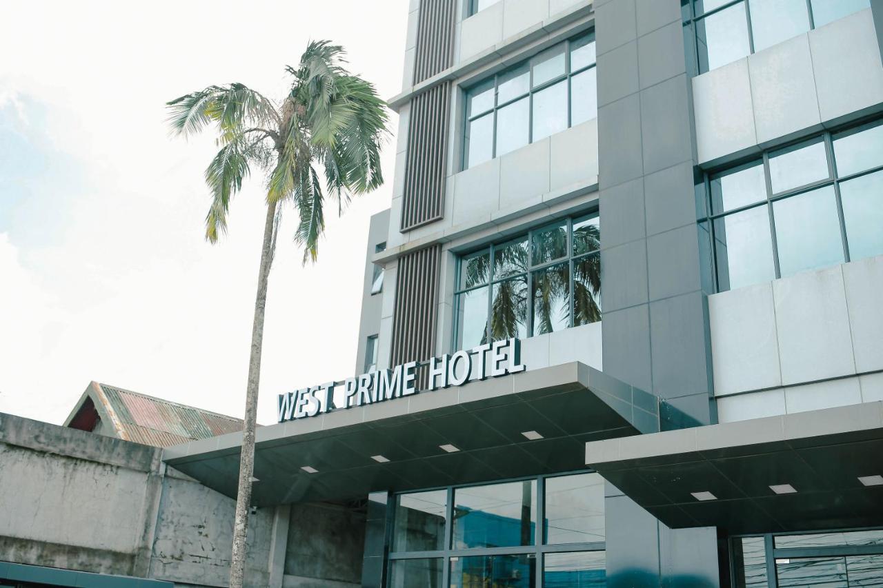 West Prime Hotel Calbayog Exteriér fotografie