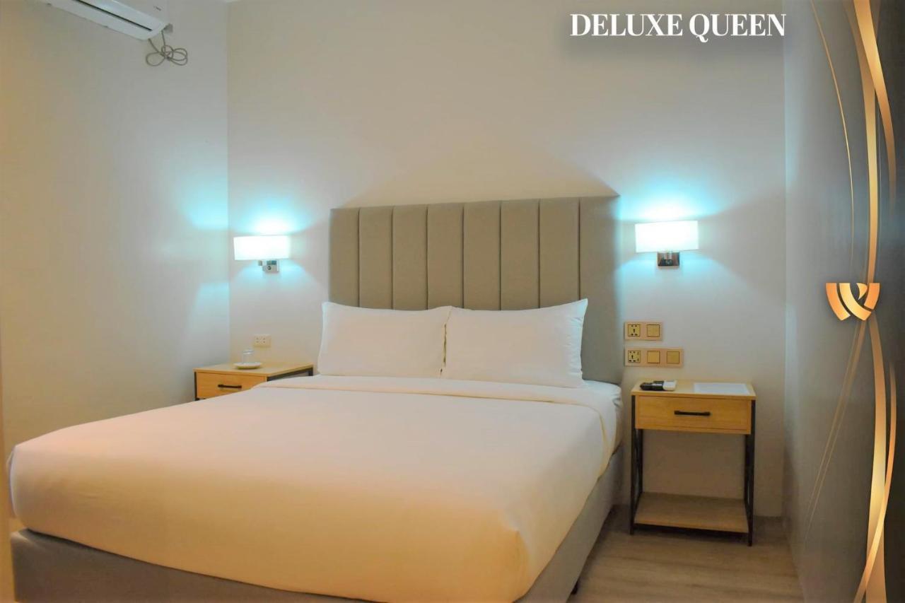 West Prime Hotel Calbayog Exteriér fotografie